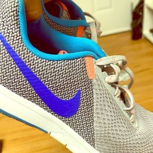 Nike women’s runners